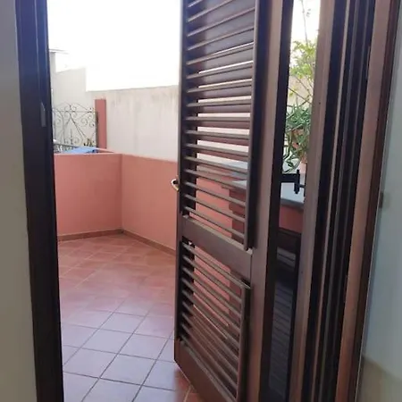 Apartment Monolocale Sesamino, Riservato, Con Balcone